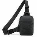 Bandolera compacta 18 x 12 x 6 cm de poliuretano negro con correa ajustable y cierre de cremallera